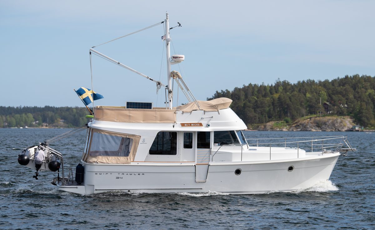 Beneteau Swift Trawler 35 – Motor yacht