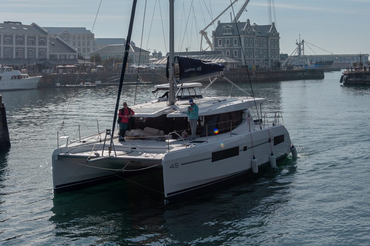 Leopard 45 – Catamaran