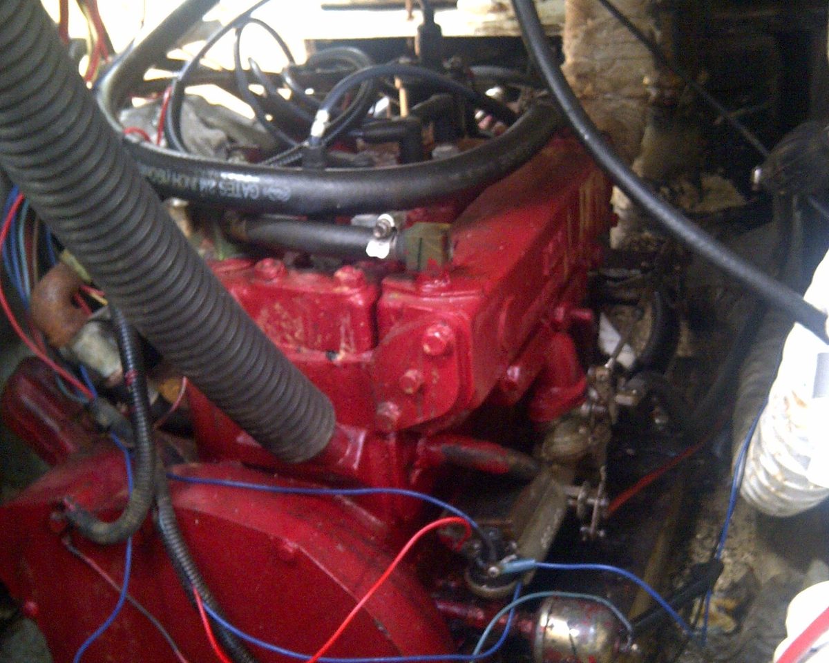 Universal Atomic 4 – Inboard petrol engine