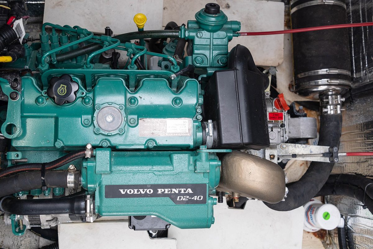 Volvo Penta D2-40 – Inboard diesel